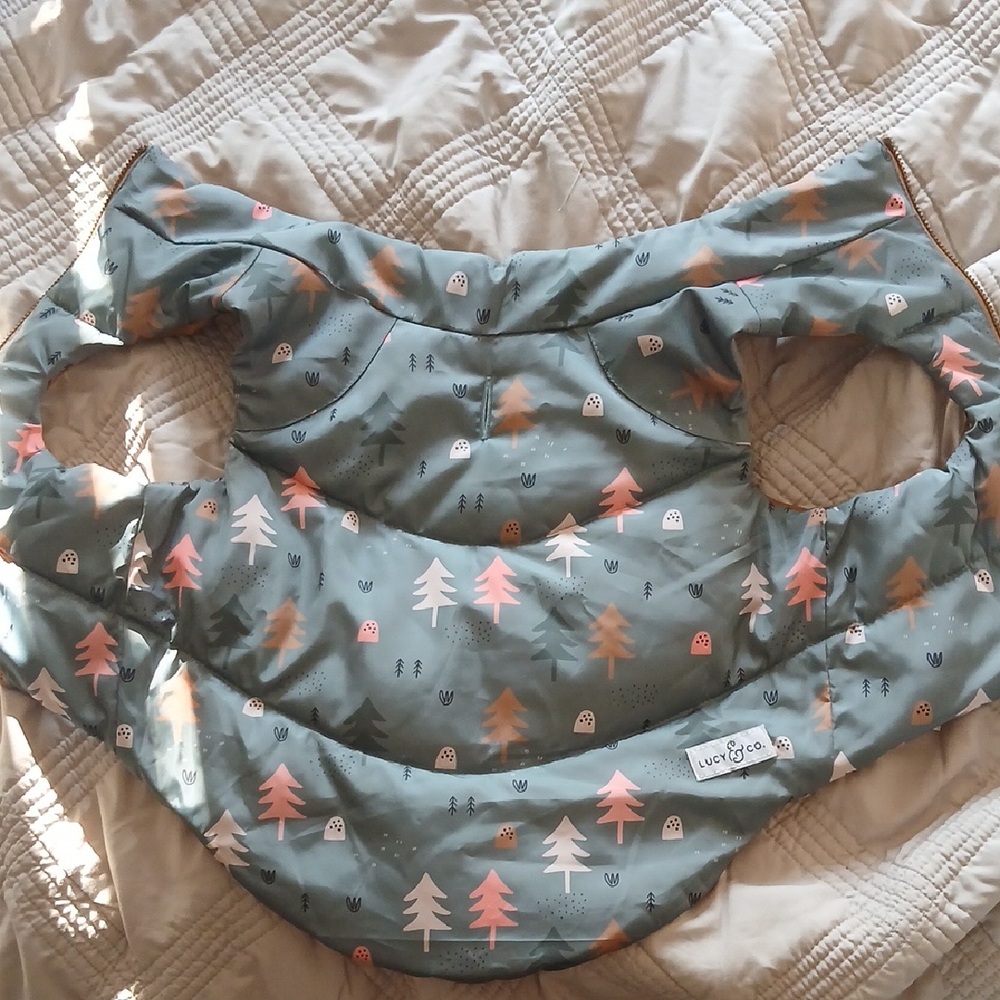 Lucy Forest Print Dog Carrier - Blue and Pink